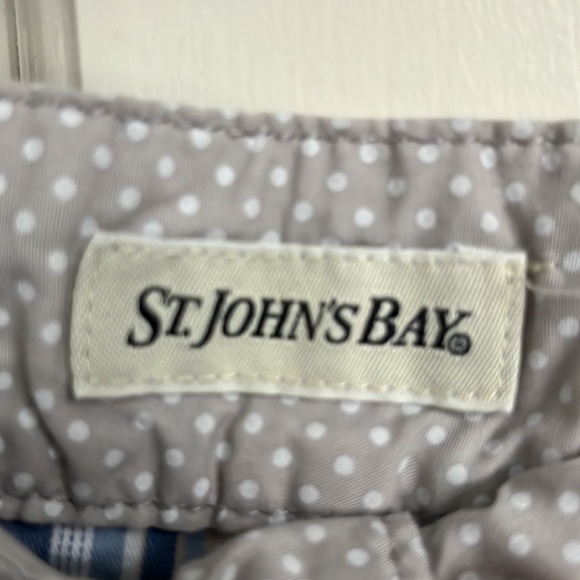 St. John’s Bay plaid bermuda shorts - Picture 4 of 4